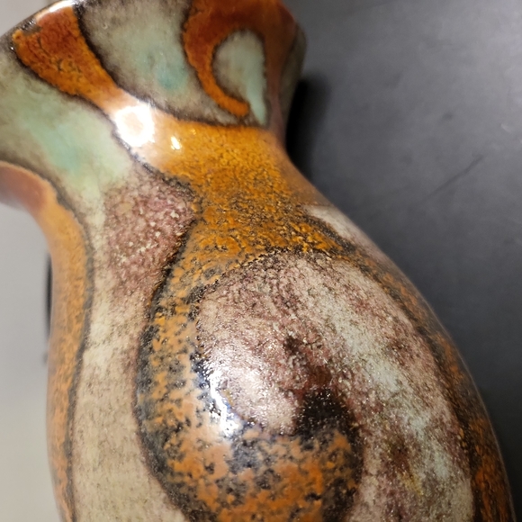 Mid-Century Modern Studio Pottery Ceramic Wall Pocket Vase - Picture 10 of 13